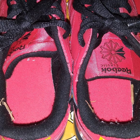 Kids Reeboks - Picture 4 of 5